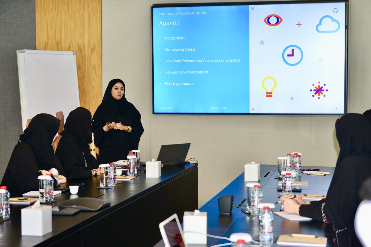 younusalnasser's tweet image. We host a monthly Gov #ChiefDataOfficers meeting @ #SmartDubai I’m proud how mature #DubaiData conversation is becoming ahead of the game.
We discussed #DataScience &amp;amp; #ArtificialIntelligence #AI in practice 
We r creating unique #DubaiDataMoments touching everyone’s life