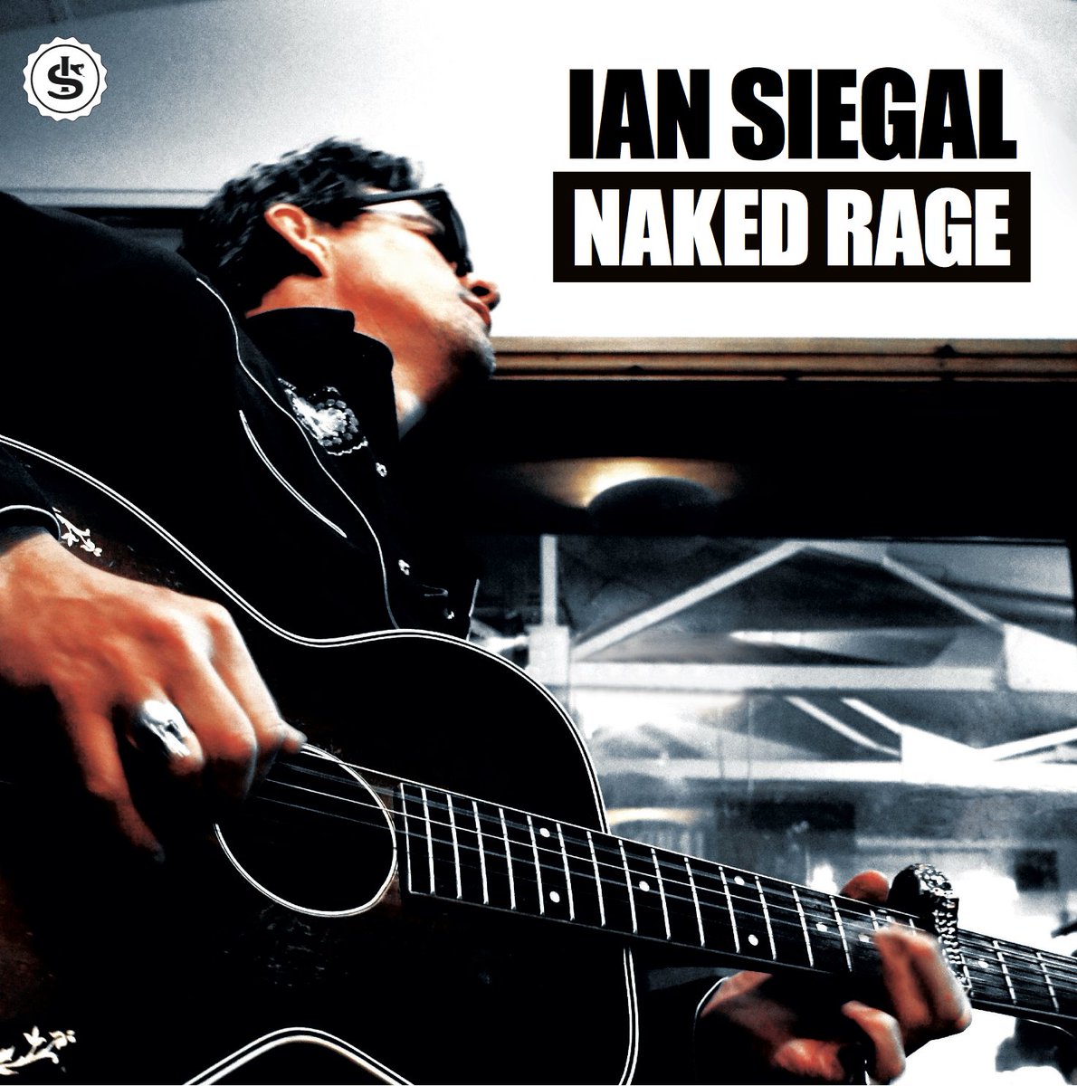 NugeneRecords's tweet photo. Quick! You can get Ian Siegal's Naked Rage EP direct from Nugene Records. Limited period only. When our stock is gone that's it, no more.
https://t.co/6aboeBSa1k https://t.co/sImUOdF5ZZ