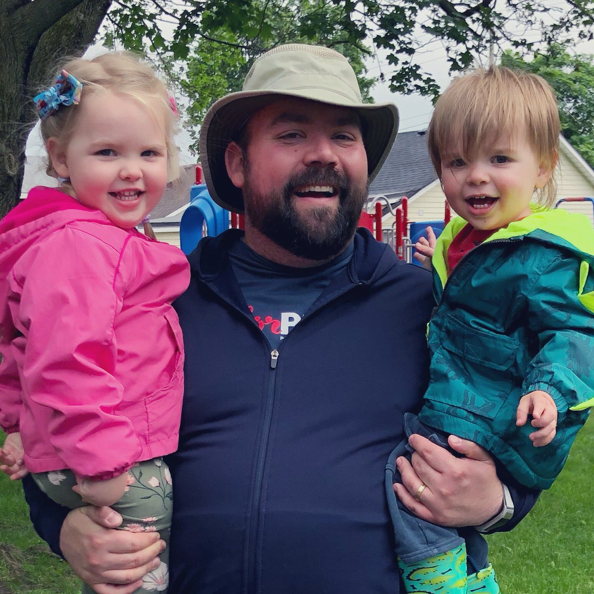 Prof_Marc's tweet image. What did I do on my summer vacation? A nice #FathersDay :)