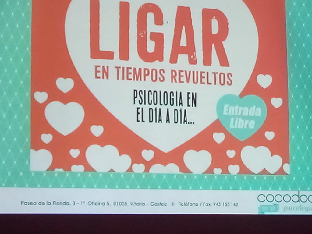 Donostilandia's tweet image. Que bien lo pasamos con @_cocodoc en The Garage con LIGAR EN TIEMPOS REVUELTOS. #cocodocpsicología #tegaragegasteiz #cushapisha #ligarentiemposrevueltos