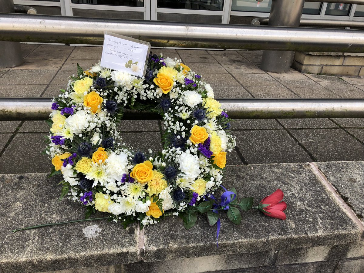 ChSuptMcInulty's tweet photo. This morning @GreaterGlasgPol paused to reflect and to remember PC Lewis Fulton who was killed whilst serving the people of Glasgow 25 years ago today. We were honoured to be joined by Lewis’s wife, Mother and son. @ScotPolMemorial @policescotland @ScotsPolFed #LestWeForget https://t.co/LLdziLNepH