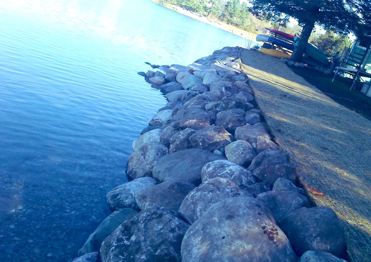 landscaping_w's tweet photo. “Leave the work to us”

Rock Work.                                                     @4torch @CityofTC @RecordEagle @Elk_Rapids @mi_rapids @BellaireChamber @landscaping #seawalls #kalkaska #torchlake #traversecity #landscapingneeds #callus #wandklandscaping https://t.co/x7ePSwyMHu