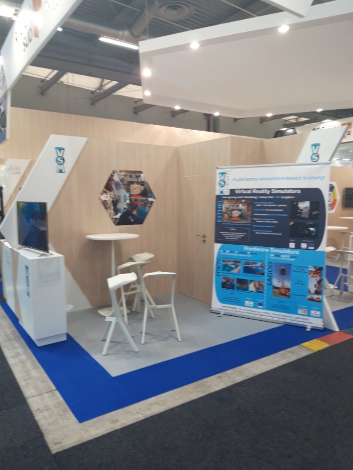 VSM_VSMTraining's tweet photo. Et c'est parti pour le @salondubourget ! Venez nous retrouver Hall 4 - Stand B66 sur le Pôle de @MaRegionSud et @Safe_Cluster. #TheSouthTakesoff #ParisAirShow2019  #PAS19 #aeronautics #training #simulation https://t.co/C9ZfCUg4FN