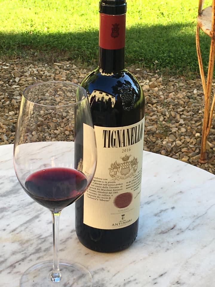 Die Toskana erstreckt sich malerisch entlang der ligurischen Küste in Italien und zählt neben den bekanntesten Weinanbauregionen weltweit auch noch zu den ältesten Europas. 🍾🇮🇹