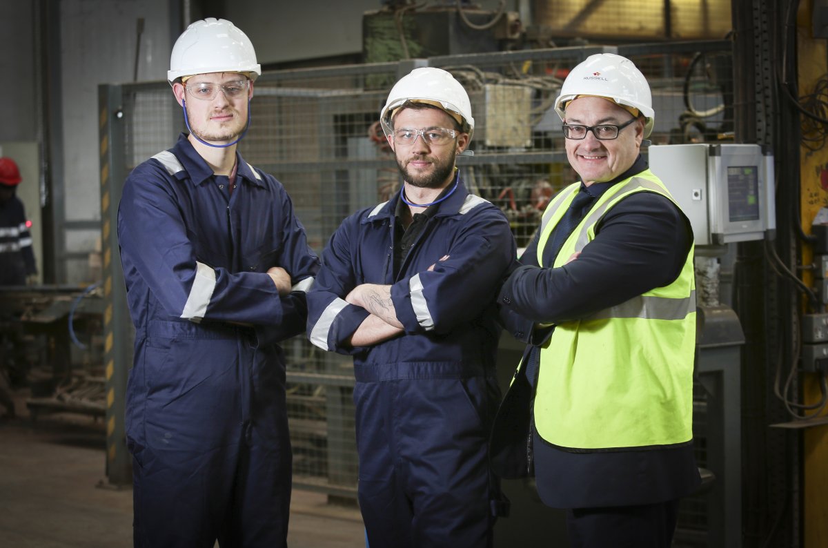 RussellRoofTile's tweet photo. At #RussellRoofTiles, we believe significant investment in skills and talent is pivotal, which is one of the reasons why we recently promoted both Otto and Kirby at our #Burton site. Congratulations to the pair on their hard work and dedication!
https://t.co/un6AmwXWvS https://t.co/0eXsVffXjX