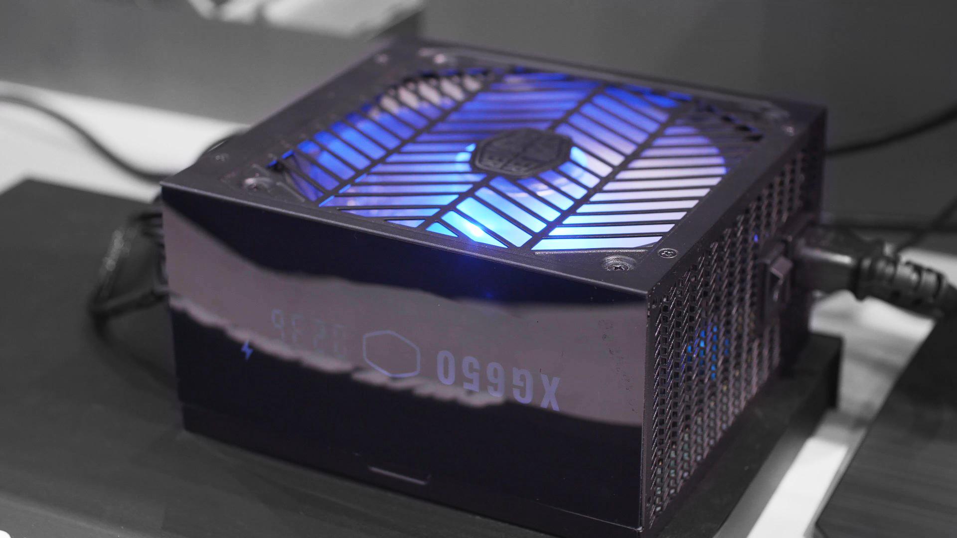 Cooler Master 🌈 on Twitter "What additional MasterPlus software