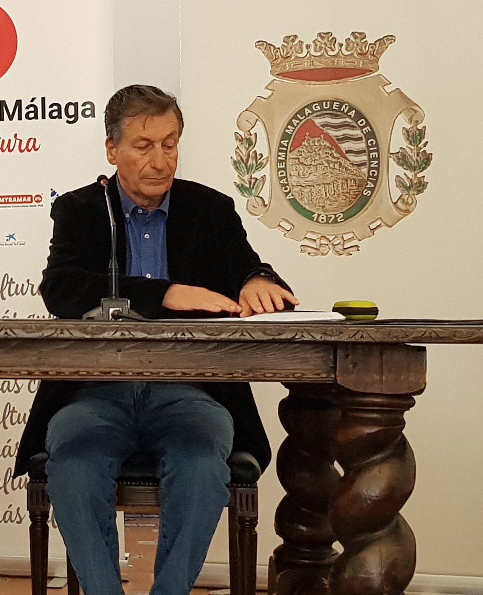 AcademiaAgp's tweet photo. "Este libro lo dedico a los visitantes amantes de la #Naturaleza, a quienes deseo que sientan la misma emoción al pasear por uno de los monumentos naturales más importantes del mundo". Así se expresa el Arquitecto Dr. #LuisMachuca en su libro "Recuperación del Caminito del Rey". https://t.co/zowRG79JNw