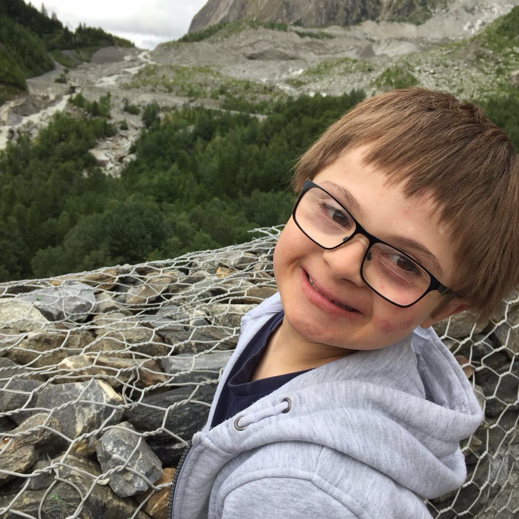 Time2ShineCAAP's tweet image. Your co-star says thank you too! #LDPledge