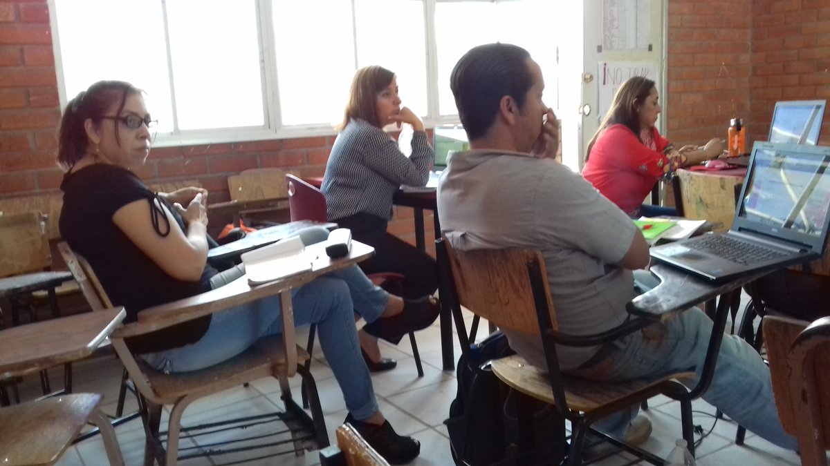 👩‍🏫👨‍🏫Consejo técnico escolar, generando compromisos y evaluando acuerdos #Somoscecytec #YoNoAbandono #FuerteCoahuilaEs <a href="/asdru9/">Asdru</a> <a href="/Demetrio_Z/">Demetrio Zuñiga</a> <a href="/lugocecytec/">Carlos Lugo</a> <a href="/CECyTECoahuila/">CECyTE Coahuila</a> <a href="/GobDeCoahuila/">Gobierno de Coahuila</a>