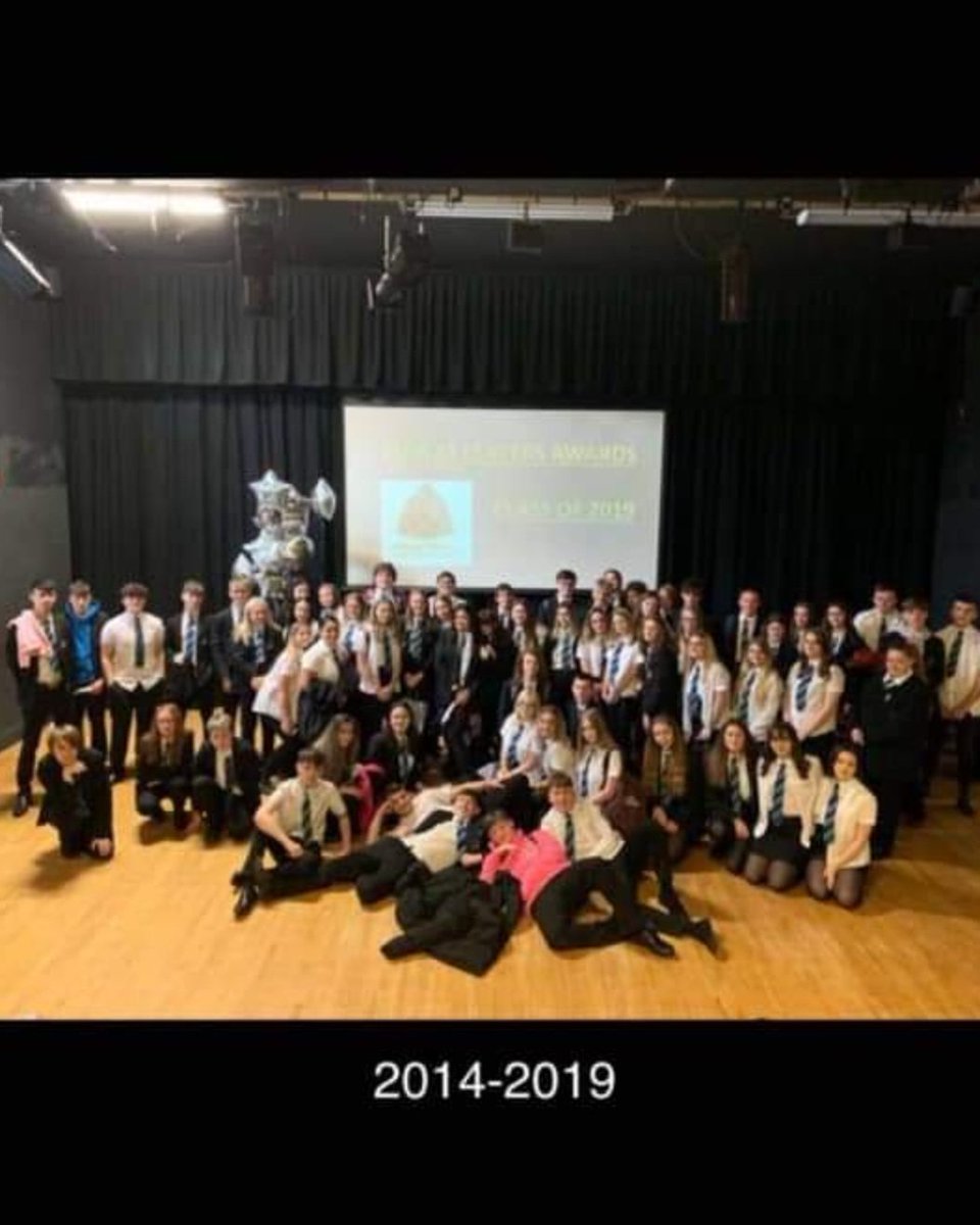 AshleyPickford2's tweet photo. Well it's been a long long jorney with you all but I hope you achieve amazing things as your progress through life I'll miss you all Mrs Thomas thank you so much for the dedication to our year group your truly amazing! ❤@Y11Mrs @MatthewEvans200 https://t.co/8Hcr4P6WZf