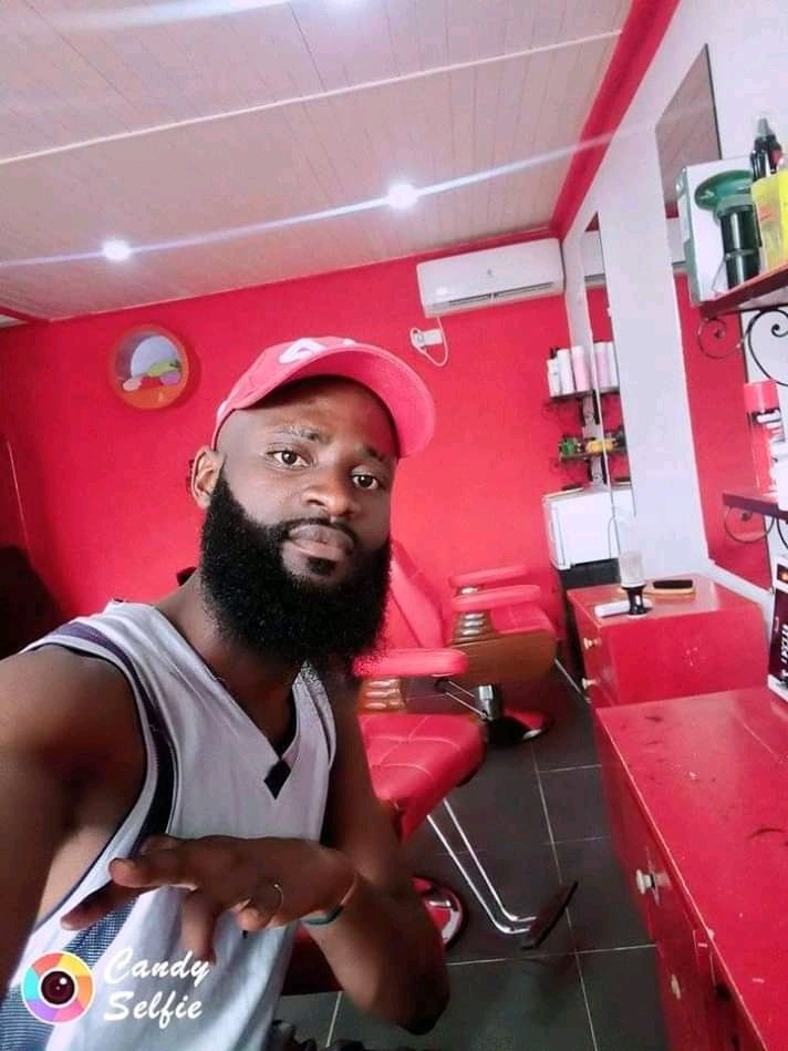 barbu_king's tweet photo. @BeardedOMMXVII https://t.co/8ZoLRwieNN