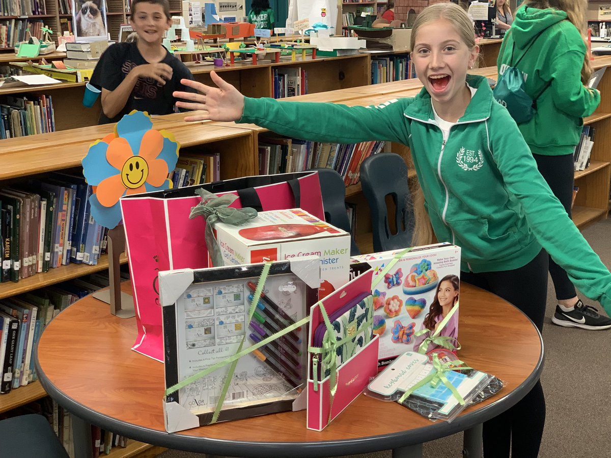 EDUC8_2_EMPOWER's tweet photo. Iβd say they had fun! Thanks again to our PTA and Mrs. McCutchan for everything. #lakerleader @LRMSPTA @LRMSLakers @Brick_K12 #njea #njed #njteachertribe #wearenjea https://t.co/LsRoeAKUP9