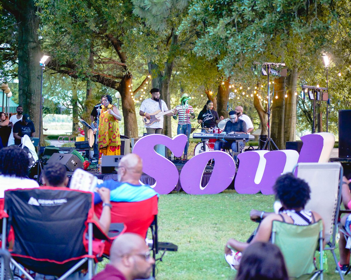 Hundreds of Memphians filled the Grove last night for the first Soulin' on the River with <a href="/MemSlimHouse/">Memphis Slim Collaboratory</a>! Head over to memriverparks.org for more music on the island this summer. 

#cometotheriver #BringYourSoul #MEM200 #WeAreMemphis <a href="/wearememphistn/">We Are Memphis</a>