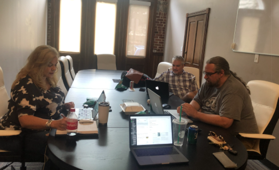 StartupMonkey's tweet photo. Monthly TechNova board meeting - after-action report on @Ignite_TampaBay and event planning for @BarCampTampa which is scheduled for October 5th at Keiser University - with @joy_randels @nakiasideas @tracyingram https://t.co/ufTcWuxrJp