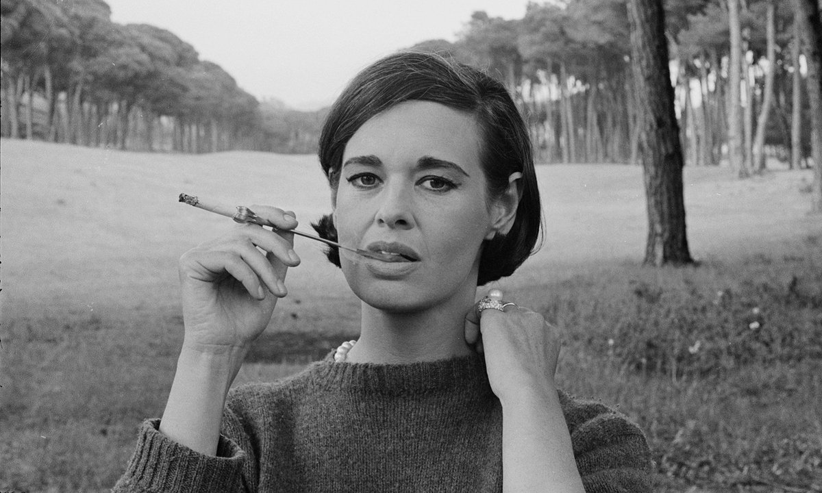 Gloria Vanderbilt has died. She was 95 Bloomberg Scoopnest