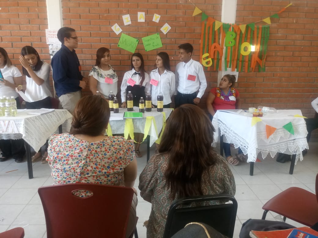cecytecboquilla's tweet photo. 🏫Evaluación y presentación de los proyectos finales, alumnos de 6to Procesos de gestión administrativa, Maestra Rosalinda Mendoza #Somoscecytec #YoNoAbandono #FuerteCoahuilaEs @asdru9 @Demetrio_Z @lugocecytec @CECyTECoahuila @GobDeCoahuila https://t.co/G9k4O12bpc