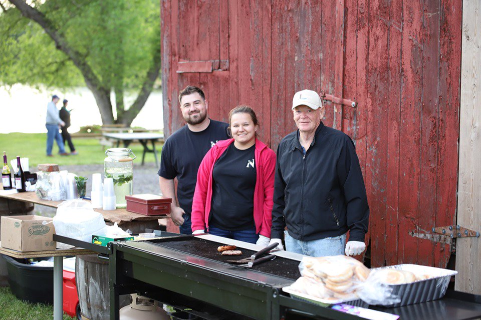 Homesteads4Hope's tweet photo. Nashville's on the Farm was a hit! We appreciate all who came out to support our farm. A big thank you to our partners @NashvillesRocNY for the food and drinks and Patrick McGrath for the pictures! Join us July 12th for more live country music! #rochesterny #nyfarm #nonprofit https://t.co/pVHNzZTn0N