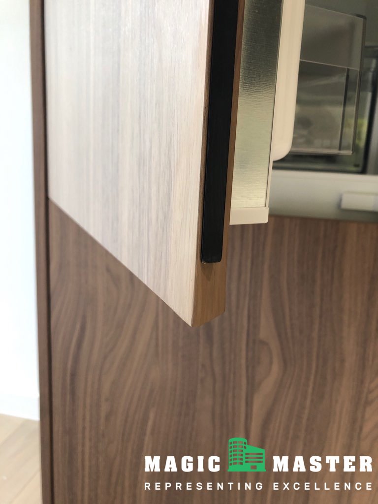 MagicMasterLTD's tweet photo. #MagicMasterLTD kitchen fridge door damage repaired.
#laminate #wood #door #flooring #kitchenunit #kitchen #worktop #tiles #gloss #scratched #bath #sink #showertray #UPVC #stone #spray #sand #coatings #finishing #waterbased #laquer #budget #restoration #contruction https://t.co/mAjjm2b4BX