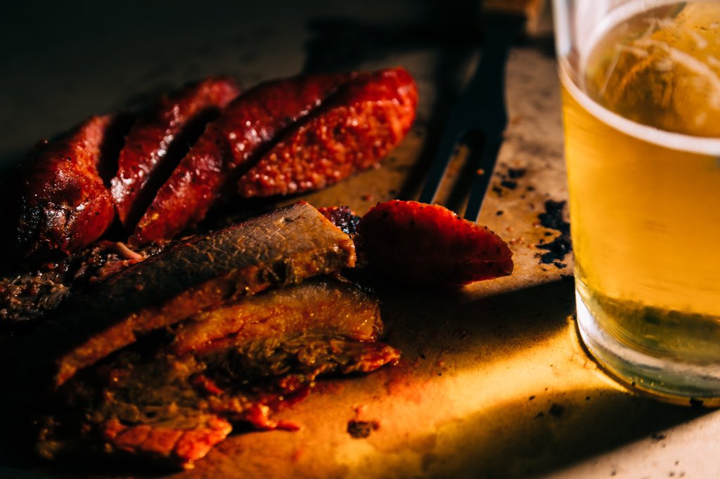 sabeerweek's tweet photo. Don’t forget that @fantomkitchen will be serving up a unique BBQ menu at our midweek party at @papertigersa this Wednesday, June 19, from 6pm to 10pm. Come hungry, thirsty, and ready to party! #SAbeerweek https://t.co/mhjtO3oHhi