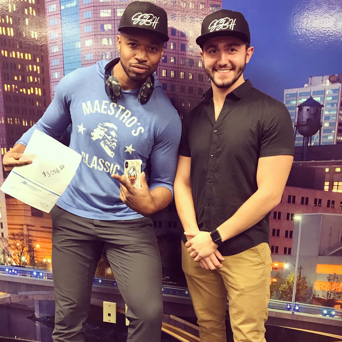 Shout out to this weeks #ssbh hat winners! Over 10k club just shy of the 20k club for both of these gentlemen! Sgas just announced a $5,000 cash giveaway for next week so keep your eyes peeled to see who wins the cash 💰💰💰 #allin #itswinningseason #columbus #businessathlete