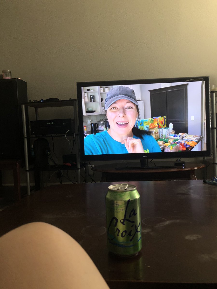 Mrs_Maurizio's tweet photo. I had amazing 7am 1st hike since taking a break. Then went to Sams Club with my partner in crime @1_4luvn_u 🤣 now a little food prep an Lime @lacroixwater  w/m girl @centerkim10 ✅her out https://t.co/htuhffienr thank you for your kind words and encouragement. I got made💗4U. https://t.co/yW37ERxD82