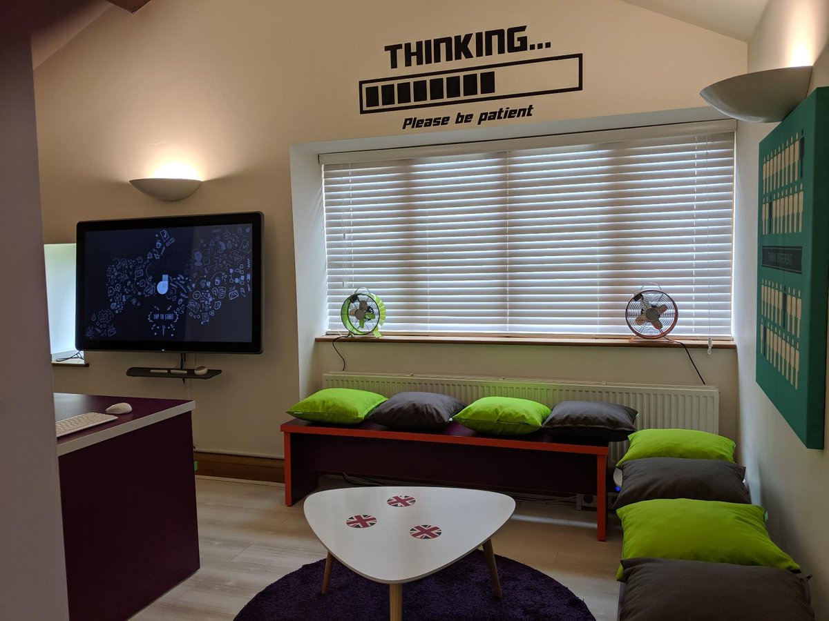 PhilKellett1's tweet image. RT PhilKellett: RT BenQ_IFP: Have you been to visit the BenQ UK Office recently? With a new marketing team on board, it's only right the marketing room have make over! We love it! #MarketingStrategy #BenQ #CreativeWorkPlace #LoveWhereYouWork