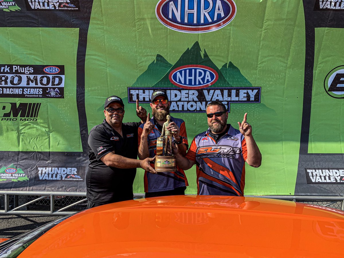 nhrapromodified's tweet photo. Some more shots from the #ThunderValleyNats winner circle at @bristoldragway!

#NHRA #RPM #RealProMod #ProMod https://t.co/bFiBCFfhF5