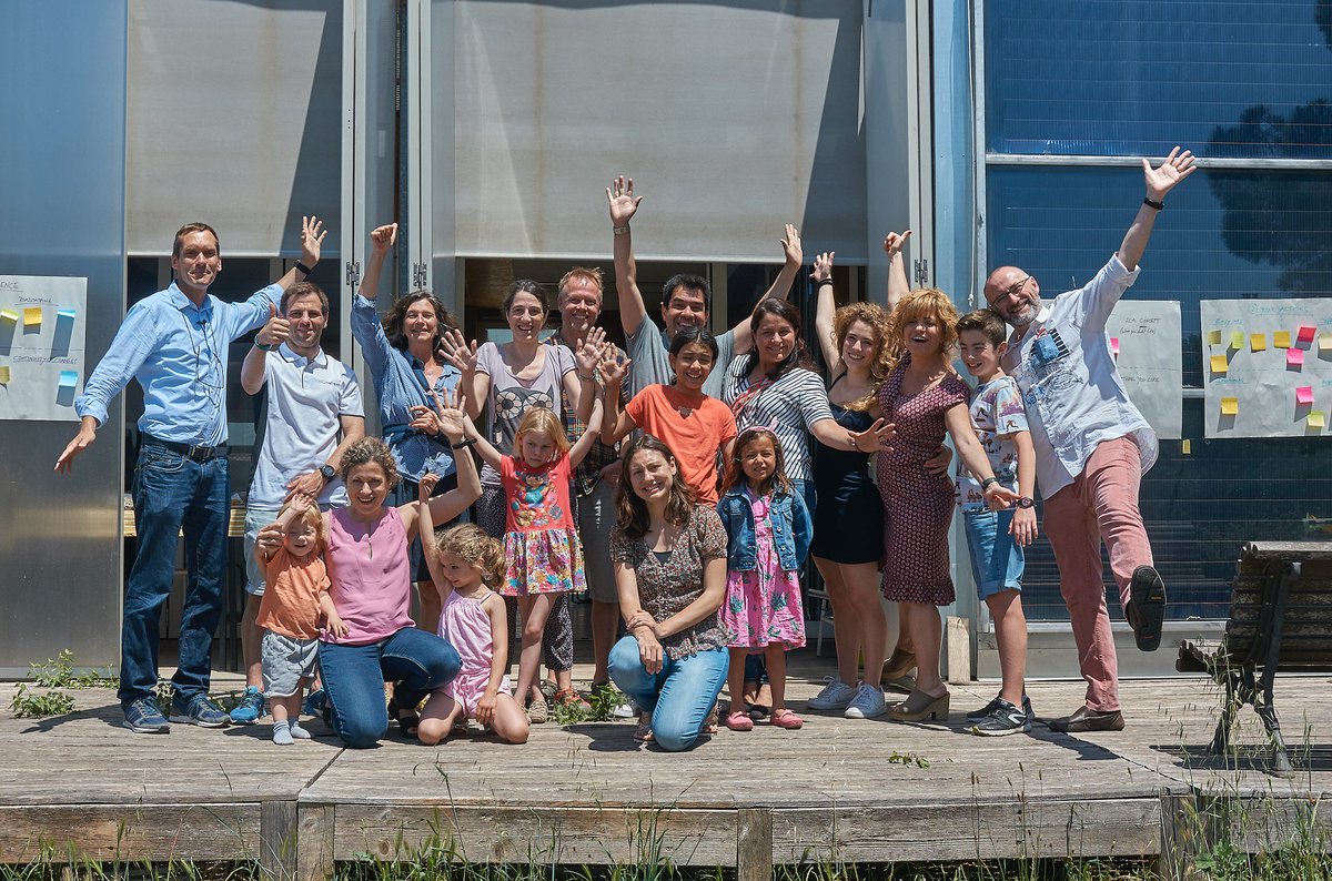 TorstenMasseck's tweet photo. 7 pilot families of Sant Cugat del Vallès achieve reducing their Lifestyle Carbon Footprint in 13% average within the international Sustainable Lifestyles Accelerator Project!
#SustainableLifestylesAccelerator #LivingLabLOW3
#Sustainability
#ETSAV
#UPC
https://t.co/pJVLMZ4K5x https://t.co/rPbf9PjC47