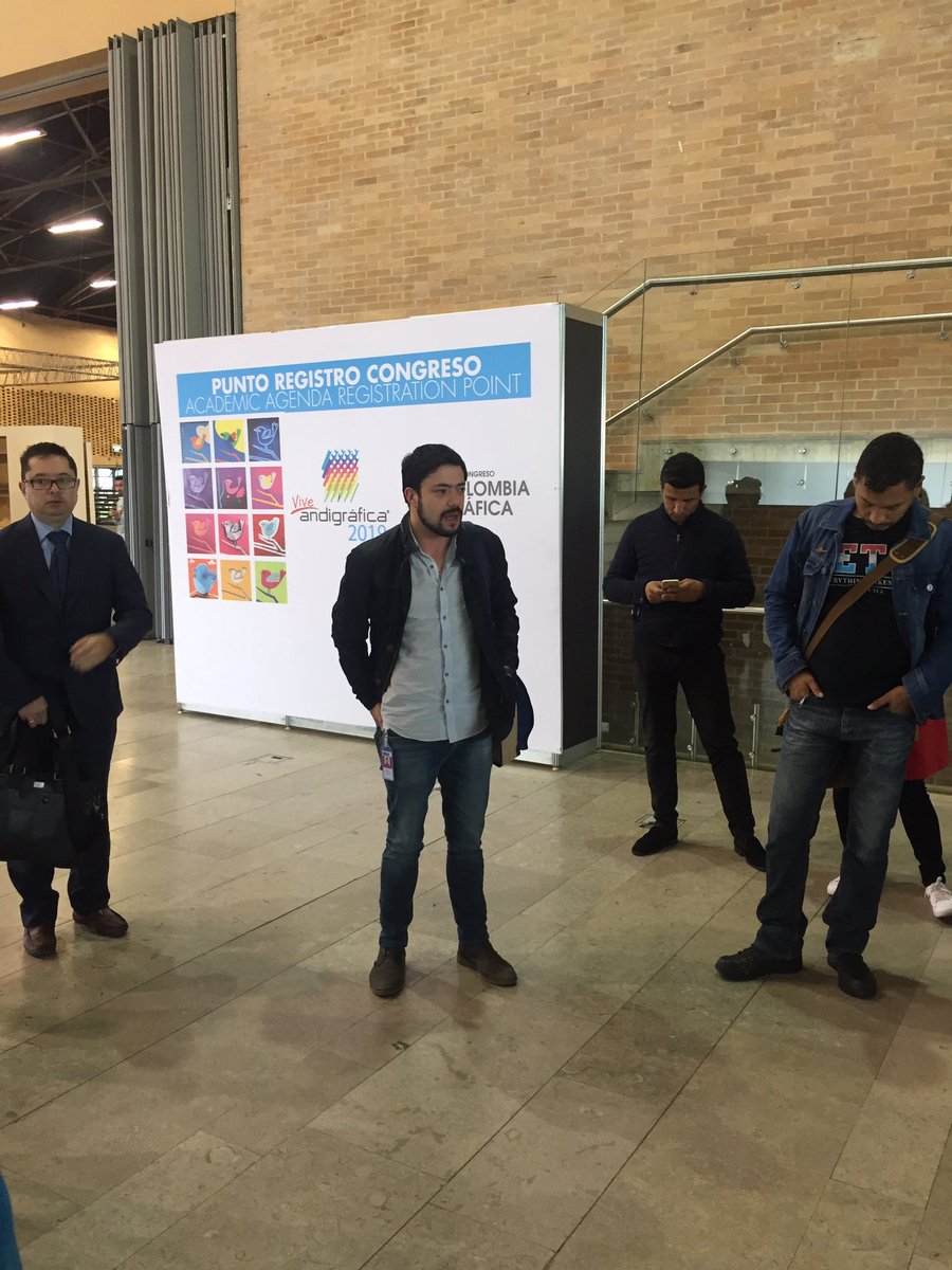 HenkoComms's tweet photo. En rueda de prensa Campus Party, estamos a 1 día #CPCO2019 https://t.co/9M0eOzEvEF