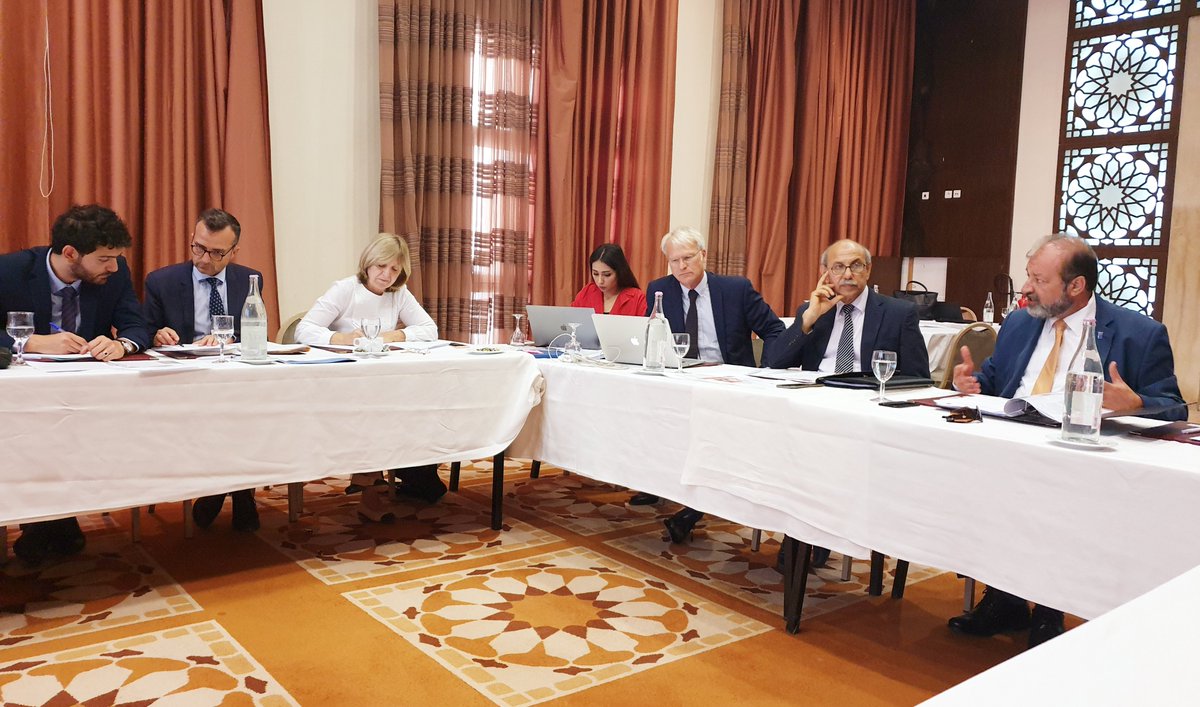 عقد ممثلين عن كل من اللجنة المركزية لانتخابات المجالس البلدية وبرنامج الأمم المتحدة الإنمائي وسفارات ألمانيا وفرنسا وبريطانيا اجتماع لمناقشة عمل @CcmceLy وبرامجها المستقبلية. وقد عبر ممثلي المجتمع الدولي عن دعمهم لانتخابات المجالس البلدية في #ليبيا.