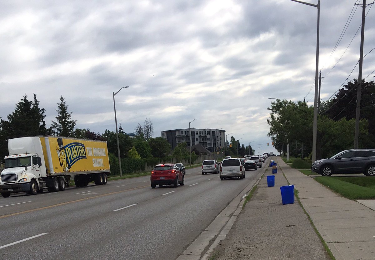 dog_bonz's tweet photo. @LdnOntBikeLane This is why dedicated, maintained bike lanes are important in #lenient - otherwise, they find multiple uses that impede bike safety. This pic is along Fanshawe Park Rd. West https://t.co/2FLQgo9QHI