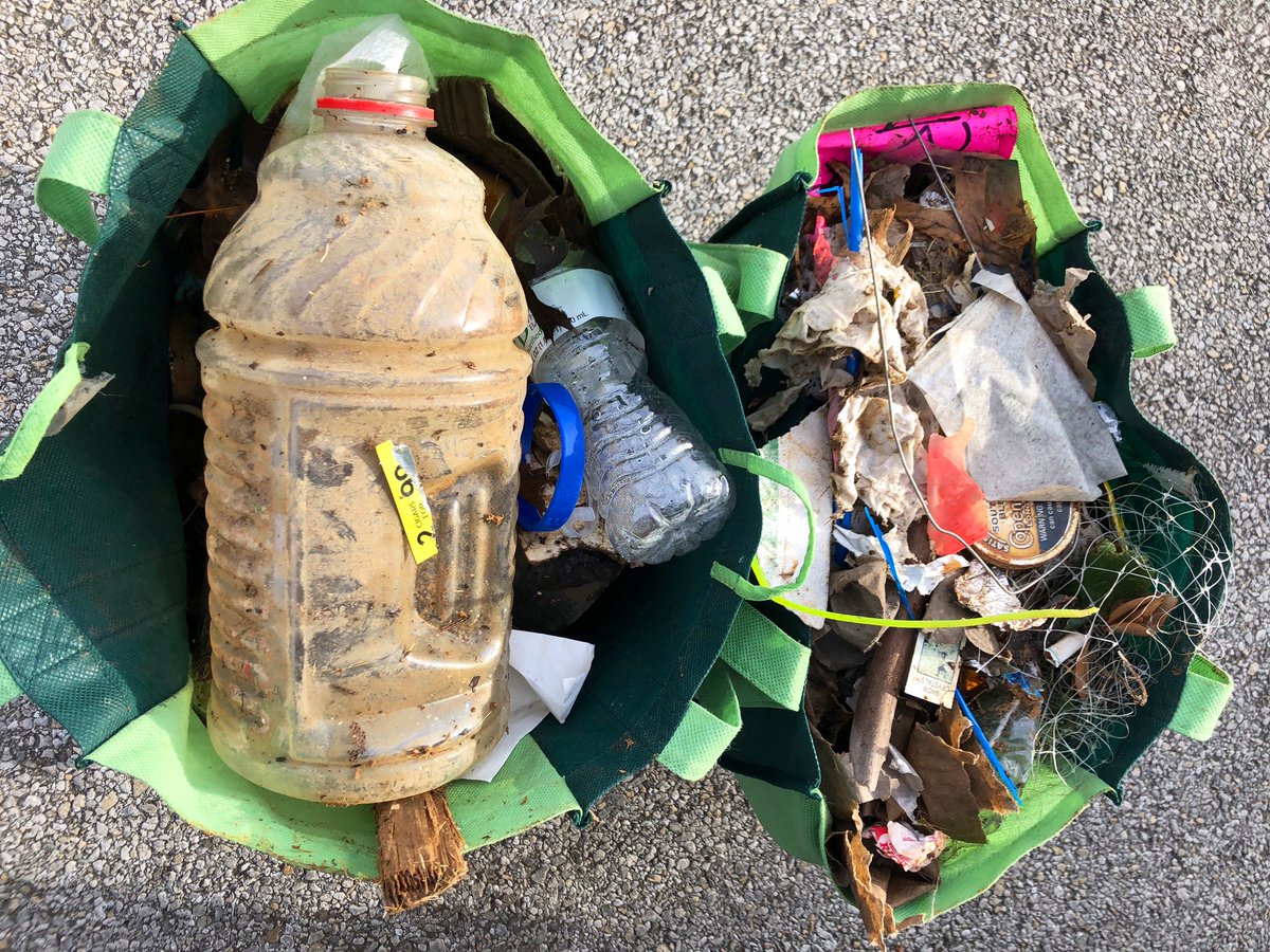 K2Runs's tweet photo. Giving new meaning to junk miles.
#BoBetter🚯 #BeBetter🚮
#CleanYOURBlock #DoBeautifulThings #HappytoHelp #GoVolunteer #LeaveNoTrash #KeepGrapevineBeautiful #DontMessWithTexas https://t.co/1LZAboi7K1