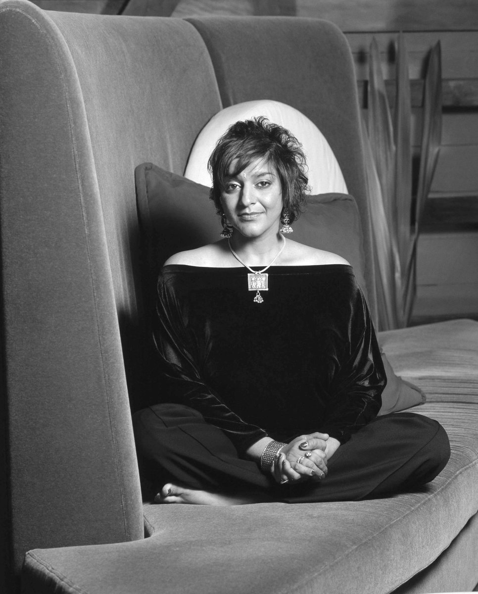 Platform Magazine (@platformag) on Twitter photo Meera Syal: ‘I think I find prose the most satisfying, just because I love that intimacy of the connection you have with your reader, that thrill knowing someone is opening your book and you are speaking just to
them.’ <a href="/MeeraSyal/">MeeraSyal💙</a> #books #words #platformag Meera Syal: ‘I think I find prose the most satisfying, just because I love that intimacy of the connection you have with your reader, that thrill knowing someone is opening your book and you are speaking just to
them.’ <a href="/MeeraSyal/">MeeraSyal💙</a> #books #words #platformag