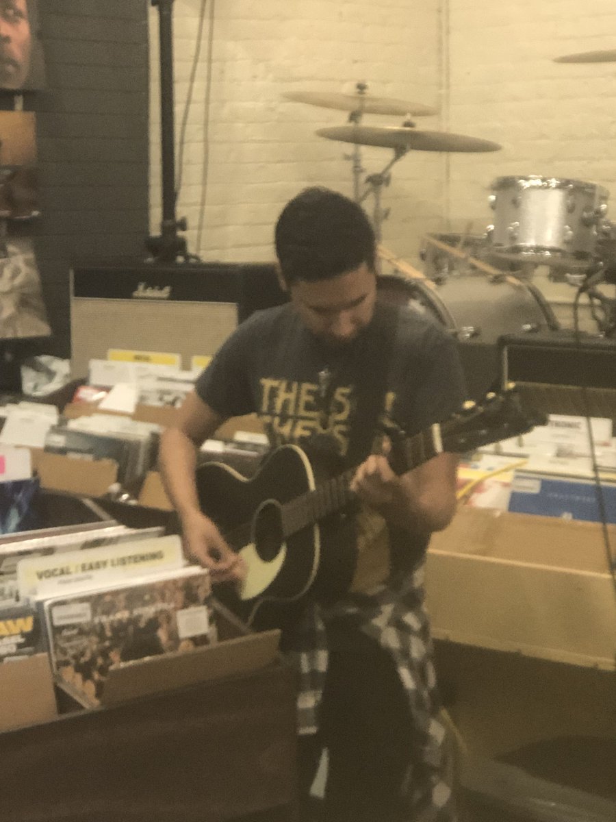 BreakinNEnterin's tweet photo. Newvices (@newviceswi) Play Solo Set at @ExclusiveCo, by @bslowbro: https://t.co/RkEqT45whu https://t.co/gr9wms1TKX