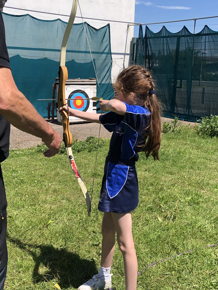 LancingPrepWthg's tweet photo. Some year 4s having a go at archery @AdurOutdoors #thirdgenerationday #fun #archery https://t.co/SPk9KoW6j8