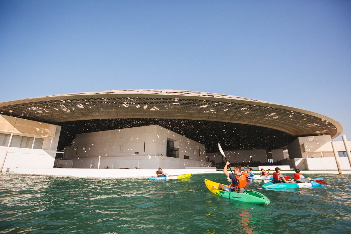LouvreAbuDhabi's tweet photo. #DueToPopularDemand, our kayaking sessions have been extended all summer! ✨🚣
🗓 Join us Every Friday and Saturday.
Book your session now: https://t.co/Y6cMOgbA5k https://t.co/EfmjuxIyPG