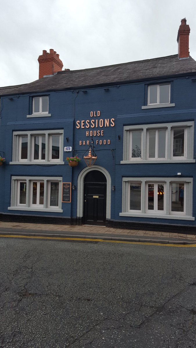 <a href="/TOSHknutsford/">Old Sessions House</a> in #knutsford has been transformed into this cool building