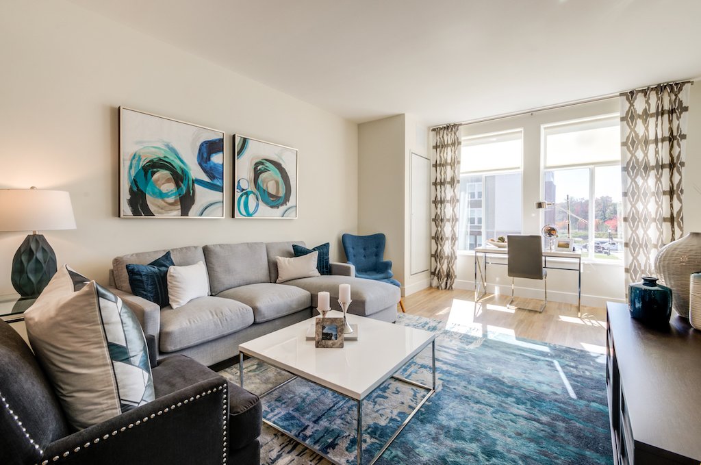 Cool down this Saturday at The Berkleigh Open House! Popsicles and a chance to receive two months of free parking are waiting for you. bit.ly/2Gn3nzj #leasenow #mdapartments