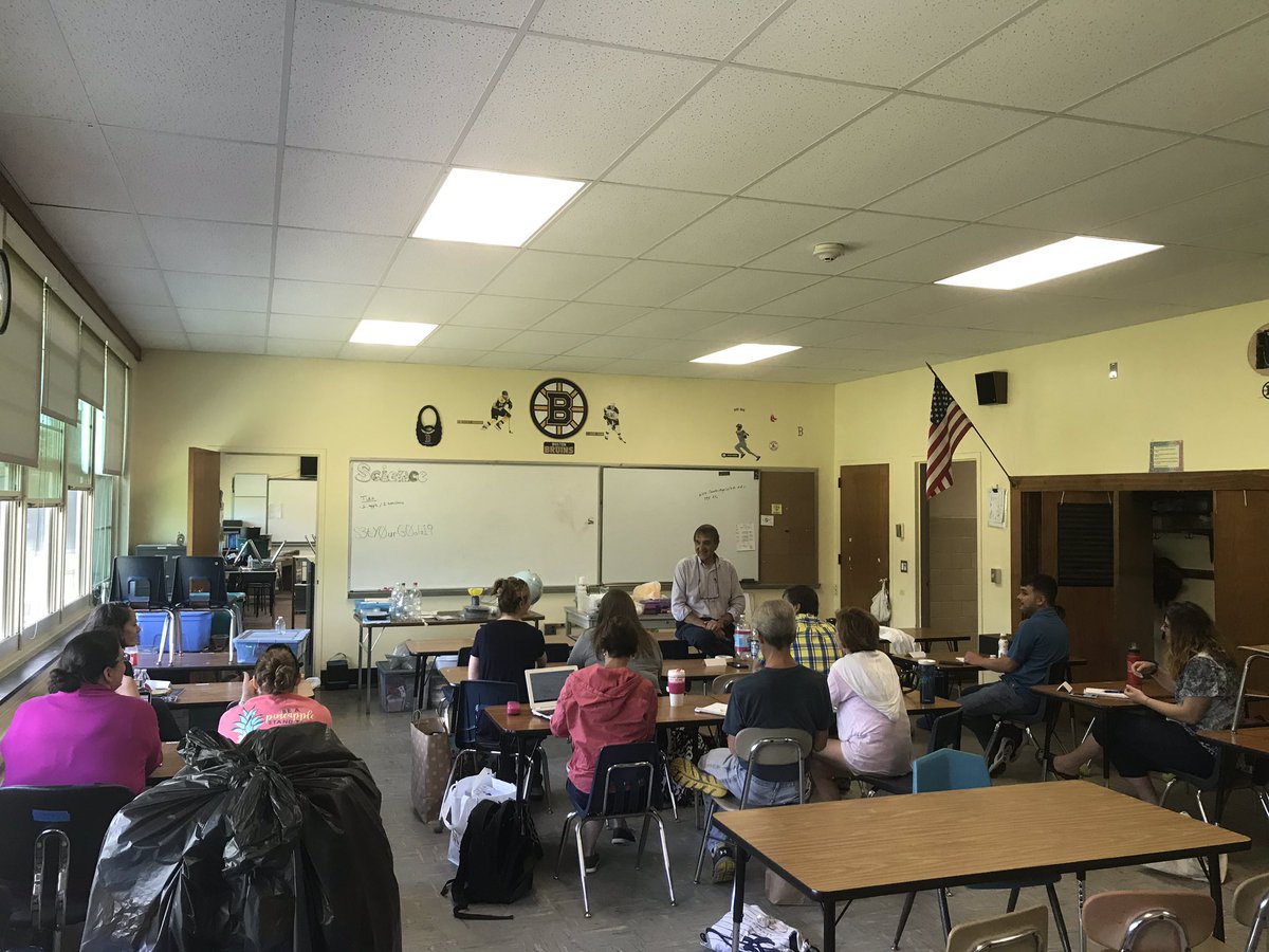 esbrownschool's tweet image. Our elementary teachers just can’t stay away! Day 2 of vacation and they’re back taking a week-long science course! #dedication #summersciencefun #whatididonmyvacation @ewhite_white @lutherschool @HoyleSchool @Gardner_02777