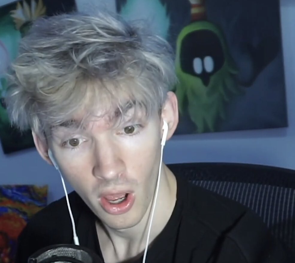 Me the day after i broke up with my roblox gf and then i see my aunt crying that day