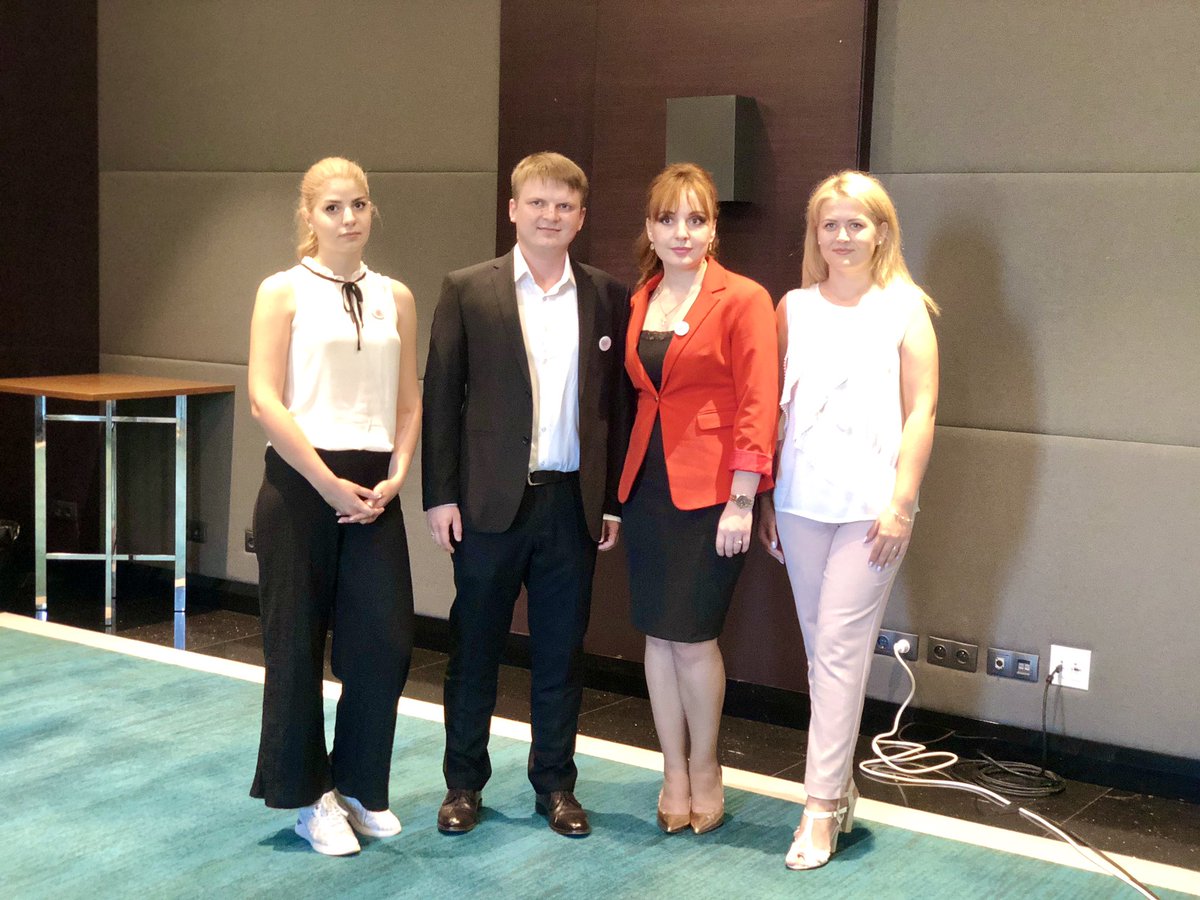 SRCCardio's tweet photo. First official meeting of Young Cardiologist from 🇲🇩Moldova; We congratulate our friends &amp; colleagues and hope for a future joint working task of the two groups of young doctors, from Romania and Moldova, under the Romanian Society of Cardiology ☂ #RoCardio @YMoldova @escardio https://t.co/eKw5nsQAuo