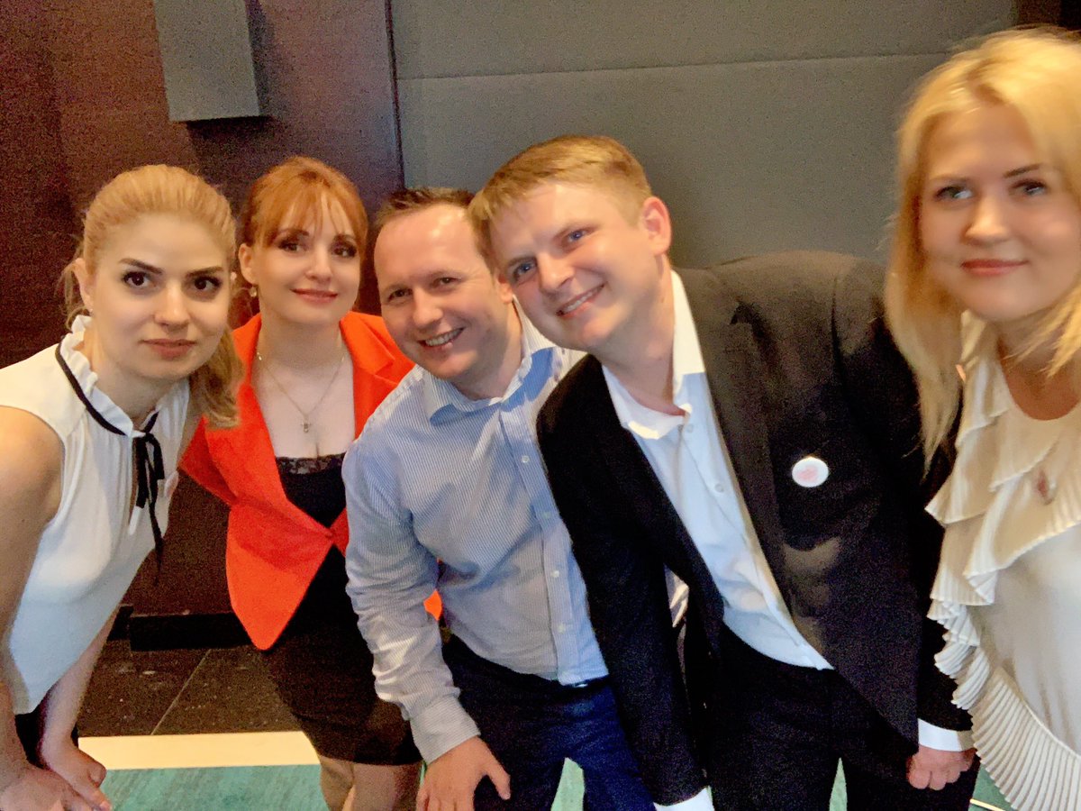 SRCCardio's tweet photo. First official meeting of Young Cardiologist from 🇲🇩Moldova; We congratulate our friends &amp; colleagues and hope for a future joint working task of the two groups of young doctors, from Romania and Moldova, under the Romanian Society of Cardiology ☂ #RoCardio @YMoldova @escardio https://t.co/eKw5nsQAuo