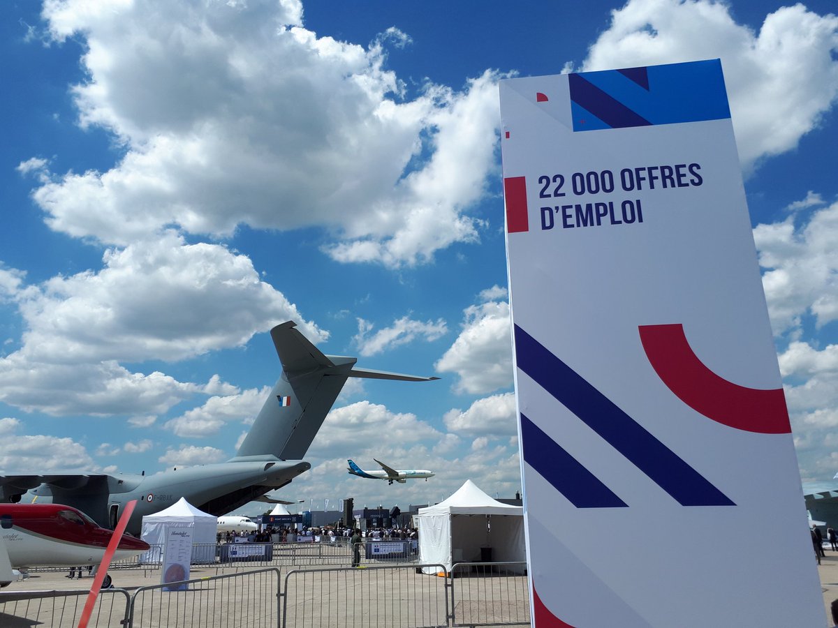 22 000 offres d'emploi à pourvoir en France dans le secteur de l'aéronautique et du spatial ! Venez visiter l'avion des métiers ! Nous recrutons ! 😉😉
 <a href="/salondubourget/">Paris Air Show</a>
