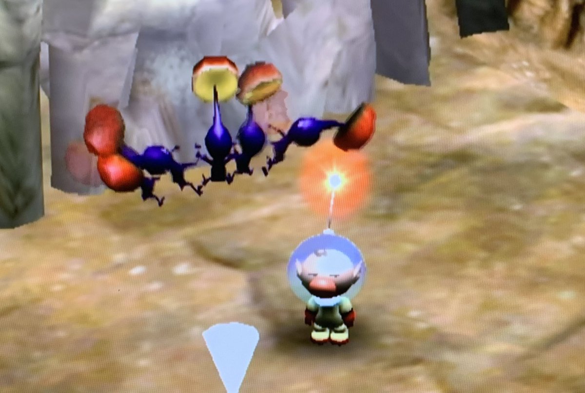 もどき 投げたり呼んだり解散は出来ない 普通のピクミンは隊列のキノコピクミンに一方的に攻撃する Cでの命令は出来て 作業が終われば元のピクミンに戻る 能力は元のピクミンと同じ 隊列にいても一日の終わりに 日没で死亡 扱いになる こんな感じ