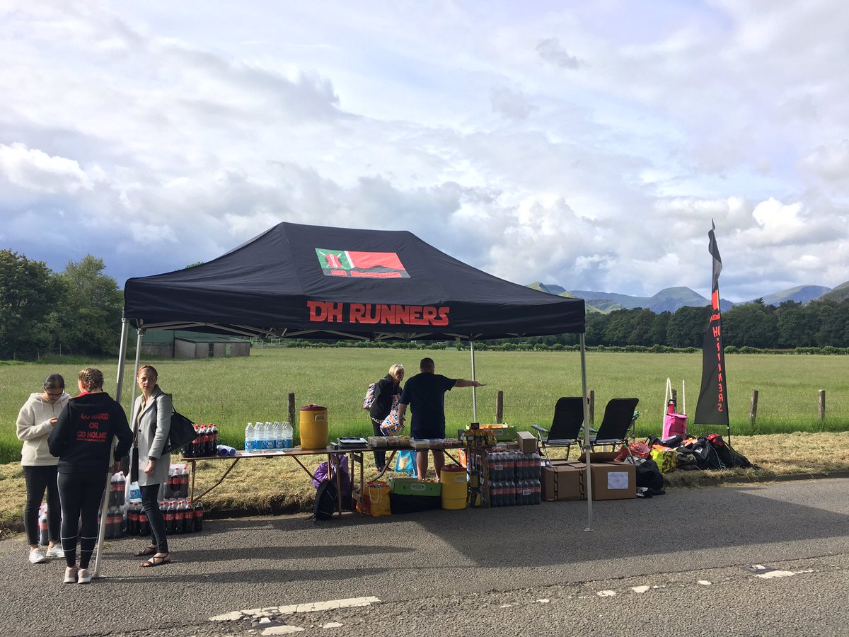 em_ltaylor's tweet photo. What a day yesterday!! 14 hours on the DH feedstation at @TheLakesmanTri, from the first runner past at 0910 to the last runner past at 2228, we cheered every single one of them 👏🏼 we don’t leave until the last person is done 💪🏼 #TeamSpirit #dhrunners #thebestclub @DHRunners https://t.co/fCOcG7WM7N