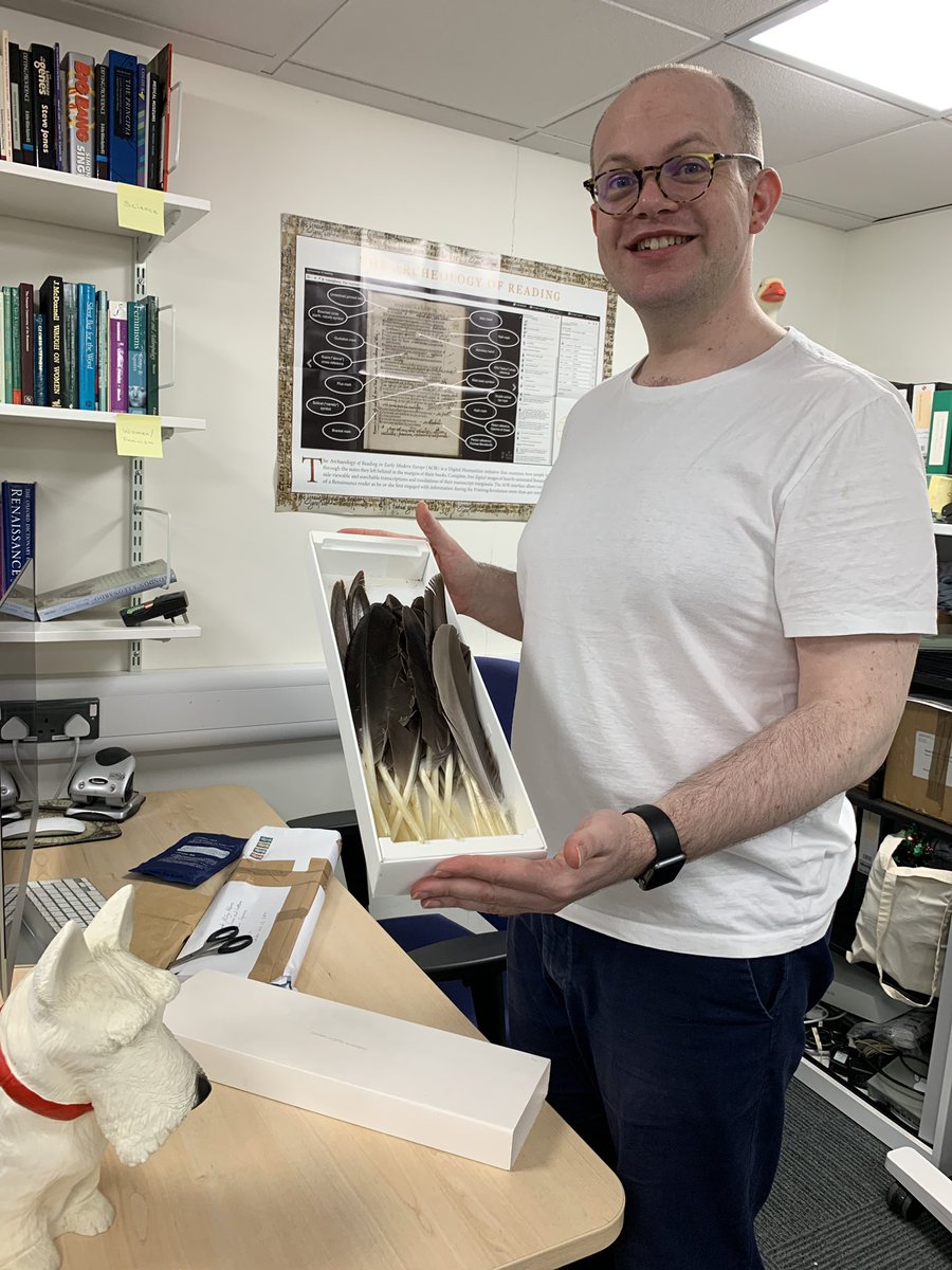 dr_allotment's tweet photo. Much excitement @livesandletters  this afternoon as the goose quills collected by @OliveFSmith arrive. Cue adorable unboxing montage featuring @mattsymonds. Thanks Olivia! (the @UCLEMS_MA students will be appraised of their full provenance) https://t.co/sYYKyDqsmz