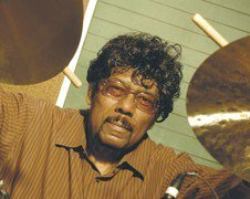 Happy birthday to R&amp;B great James Gadson! bit.ly/2XBl9TH
