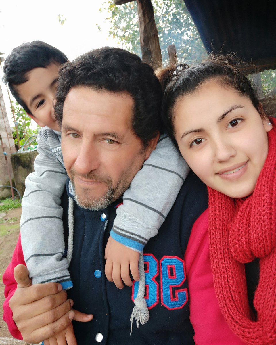 Estefanihha's tweet photo. Lo mejor de mí vida 😍 https://t.co/DKASEN8UlH