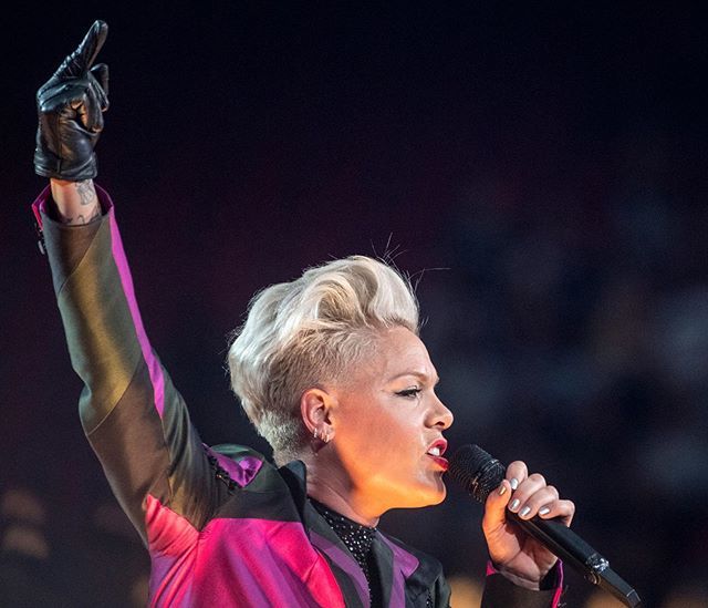 bvdp76's tweet photo. #pink #concertphotography #johancruiffarena #photography #fotografie #cirquedusolei #musicphotograpy #metronieuws #nikon #li #fcky #📷bartvanderputten https://t.co/MVFVxIMaKc https://t.co/cZYXJYV8RL https://t.co/sikj5v6FdO