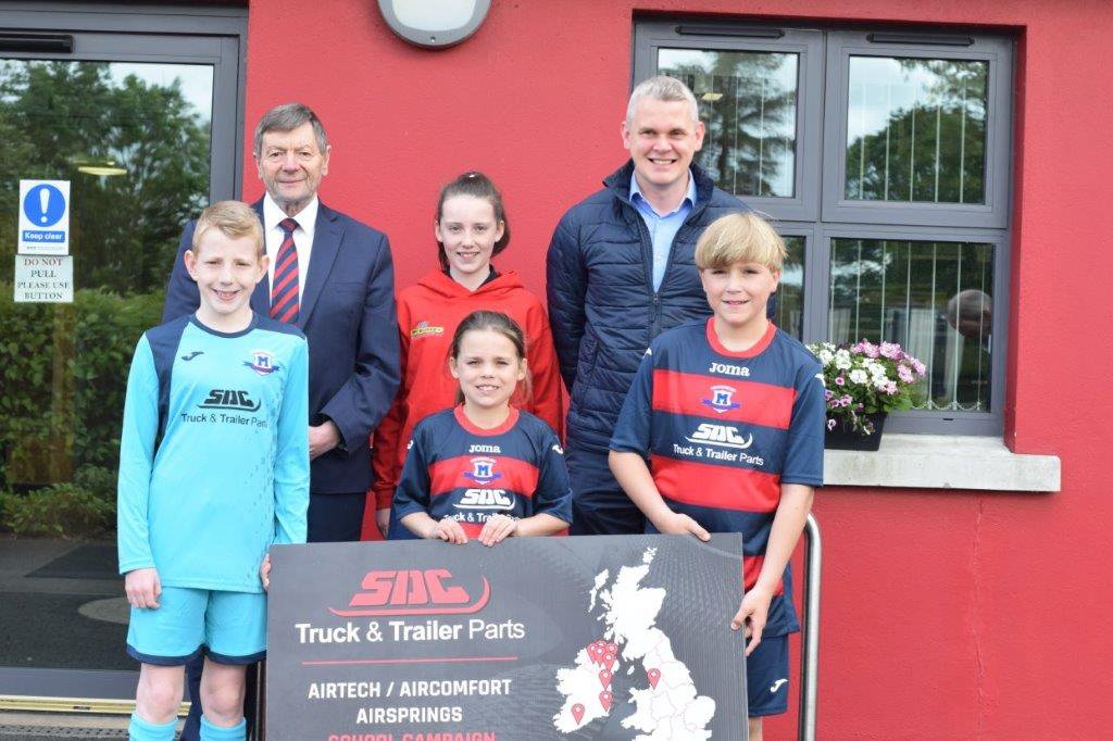 Another week and another school benefits from our Airsprings Campaign, this time it is Moorfield Primary School based in Ballymena!
They received a full kit of jerseys, shorts and socks courtesy of another very loyal customer McBurney Transport! #SDCParts